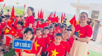 TRƯỜNG MẦM NON HỢP THANH TƯNG BỪNG TỔ CHỨC DIỄU HÀNH CHO TRẺ 4, 5 TUỔI